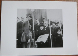 15 JANVIER 1945 LE GENERAL DE GAULLE A NANTES DECORE LA VILLE DE LA CROIX DE LA LIBERATION ET DE LA CROIX DE GUERRE - Nantes