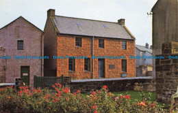 R633668 Dumfries. Burns House. Postcard - World