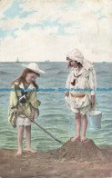 R634568 Two Girls Playing In The Beach. K. And B. D. Serie. 1192. 1905 - World