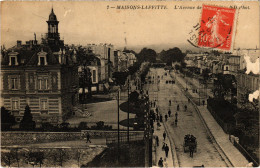 CPA MAISONS-LAFFITTE Street Scene (1411684) - Maisons-Laffitte