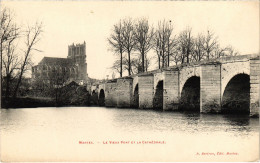 CPA MANTES-la-JOLIE Vieux Pont - Cathedrale (1411582) - Mantes La Jolie