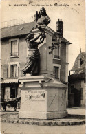 CPA MANTES-la-JOLIE Statue De La Republique (1411576) - Mantes La Jolie