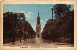 CPA LE CHESNAY L'Eglise St-Antoine-de-Padoue - Boulevard Central (1411281) - Le Chesnay