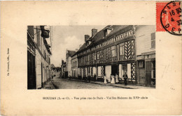 CPA HOUDAN Vue Prise Rue De Paris - Vieilles Maisons (1411853) - Houdan