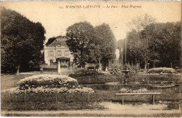 CPA MAISONS-LAFFITTE Parc - Place Wagram (1411739) - Maisons-Laffitte