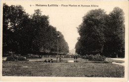 CPA MAISONS-LAFFITTE Place Marine Et Avenue Albine (1411731) - Maisons-Laffitte