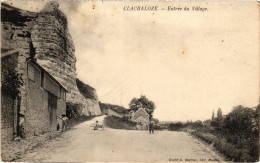 CPA CLACHALOZE Entree Du Village (1412246) - Sonstige & Ohne Zuordnung