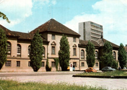 CPSM - WARSZAWA - Bâtiment Ancien Arsenal (XVIII è.s.) Devenu Musée D'État Archéologique ...(Voiture VW Coccinelle) - Pologne