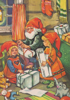 PAPÁ NOEL NIÑO NAVIDAD Fiesta Vintage Tarjeta Postal CPSM #PAK285.ES - Kerstman