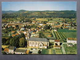CP 24 Dordogne LE BUISSON  - Vue Générale Aérienne  Au Fond La Gare Et La Micheline Des Chemins De Fer 1978 - Autres & Non Classés