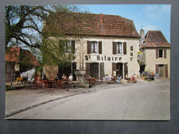 CP 24 Dordogne TREMOLAT - Bar  " LE SAINT HILAIRE "  La Terrasse Avec Un Jeu De Baby Foot -  Voiture BMW - Autres & Non Classés