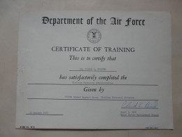 VIEUX PAPIERS - CERTIFICAT DE FORMATION : DEPARTMENT OF THE AIR FORCE - Diploma & School Reports