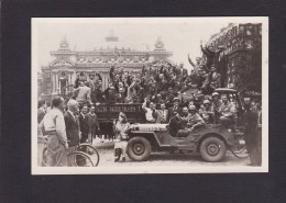 CPSM Libération De Paris WWII Anti Allemagne Nazi Voir Scan Du Dos Char Jeep - Sonstige & Ohne Zuordnung