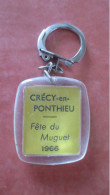 Porte Clé Vintage Fête Du Muguet Crécy-en-Ponthieu 1966 - Sleutelhangers