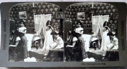 Photographie Stéréoscopique Fantaisie - Toilette De Bal - Jeunes Femmes S'habillant - Photo Imperial Séries - TBE - Stereo-Photographie