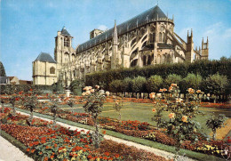 18 - Bourges - La Cathédrale - Bourges