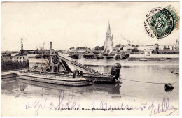 17 - B23810CPA - LA ROCHELLE - Havre D' Echouage  Et Entrée Du Port - Drague - Très Bon état - CHARENTE-MARITIME - La Rochelle