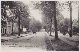 77 - B22321CPA - BOURRON - Route De Fontainebleau - Parfait état - SEINE-ET-MARNE - Autres & Non Classés