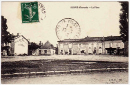 16 - B24050CPA - ALLOUE - La Place - Hotel Des Trois Piliers- LEVEQUE - Parfait état - CHARENTE - Sonstige & Ohne Zuordnung