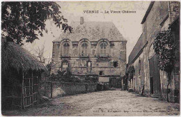 72 - B32112CPA - VERNIE - Le Vieux Chateau - Très Bon état - SARTHE - Other & Unclassified