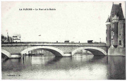72 - B32055CPA - LA FLECHE - Le Pont Et La Mairie - Parfait état - SARTHE - La Fleche
