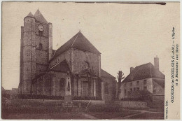 77 - B31262CPA - OZOUER LE VOULGIS - Eglise - Monument Aux Morts - Très Bon état - SEINE-ET-MARNE - Autres & Non Classés