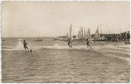 62 - B30717CPSM - LE TOUQUET PARIS PLAGE - Regates Et Ski Nautique - Très Bon état - PAS-DE-CALAIS - Le Touquet