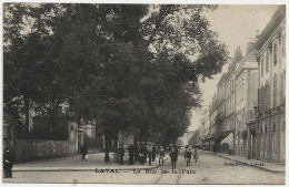 53 - B30664CPA - LAVAL - La Rue De La Paix - Kiosque Journaux - Parfait état - MAYENNE - Laval