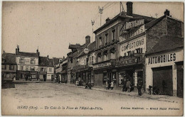 60 - B30248CPA - MERU - Un Coin De La Place De L' Hotel De Ville - Parfait état - OISE - Meru