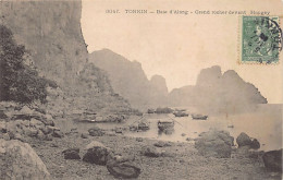 Vietnam - Baie D'Along (Ha Long) - Grand Rocher Devant Hongay (Ha Long) - Ed. P. Dieulefils 3047 - Vietnam
