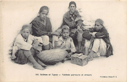 Algérie - Yaouleds Porteurs Et Cireurs - Ed. Collection Idéale P.S. 166 - Berufe