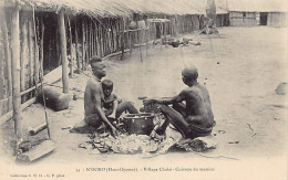 Gabon - N'DORO Haut-Ogoué - Village Chaké - Cuisson Du Manioc - Ed. S.H.O. - G.P. 34 - Gabón