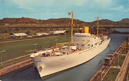 PANAMA CANAL - Passing Trough Miraflores Locks - Cargo Piraus - Publ. Foto Flatau 465 - Panama