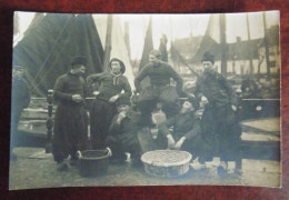 Photographie Ancienne De Pêcheurs Avec Sabots - Mestieri