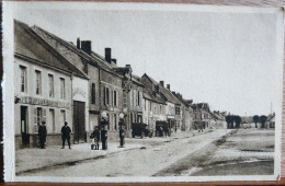 SISSONNE RUE DE LAON CAFE TABAC GARAGE STATION SERVICE DUFOUR BORON - Sissonne