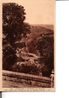 LE LOT DE 2 CPA.  AVALLON.  Le Pont Du Cousin Et Le Crot De La Foudre.     Très Bon état.   Voir 2 SCANS - Avallon