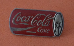 Pin's Coca Cola Distribué Par ESSO Canette LTO PARIS - Coca-Cola