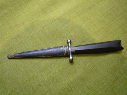 Dague De Vertu Ancienne - Knives/Swords
