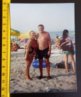 #21    Man Woman - Couple On Vacation - On The Beach In A Bathing Suit Femme En Vacances - Sur La Plage En Maillot De Ba - Personas Anónimos