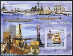Guinea Bissau 2006 Ship & Lighthouse S/s, Mint NH, Transport - Various - Ships And Boats - Lighthouses & Safety At Sea - Barcos