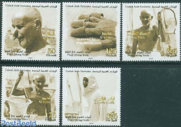 United Arab Emirates 2005 Pearl Diving 5v, Mint NH, Nature - Sport - Fishing - Diving - Poissons