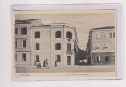 ITALY GRADO Nice Postcard - Trieste (Triest)