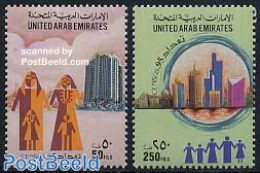 United Arab Emirates 1995 National Census 2v, Mint NH, Science - Statistics - Sin Clasificación