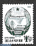 Korea, North 2006 101W On 1W Overprint, Stamp Out Of Set, Mint NH, History - Nature - Coat Of Arms - Water, Dams & Falls - Corée Du Nord