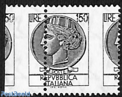 Italy 1976 Italy Spectacular Misperfporation, Mint NH, Various - Errors, Misprints, Plate Flaws - Autres & Non Classés
