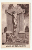 63 . La Bourboule . Intérieur De L'Eglise . Monument Aux Morts . Chêne Sculpté Par Jean Camus - La Bourboule