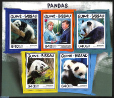 Guinea Bissau 2017 Pandas, Mint NH, Nature - Pandas - Guinea-Bissau