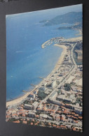 Le Lavandou - Vue Générale.  Au Fond, Le Port De Bormes - Editions Azur Riviera, Fréjus - Le Lavandou