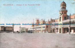 R635677 Heliopolis. Avenue Of The Pyramids Street. The Cairo Post Card Trust. Se - Mundo
