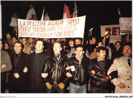 AHVP11-0983 - GREVE - Manifestation Pour La Pologne - Le 16 Décembre 1981  - Huelga